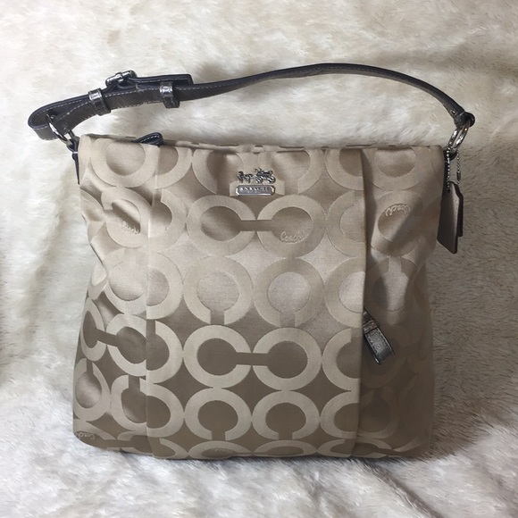 ⬇️Coach Madison Op Art Isabella Satchel handbag - Picture 2 of 8